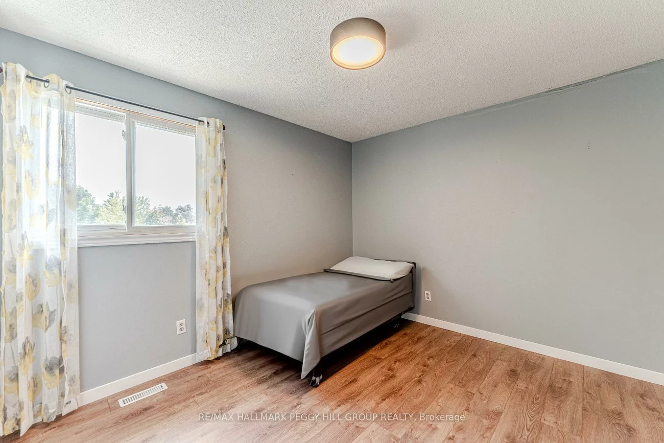 256, Hickling, Grove East, Barrie