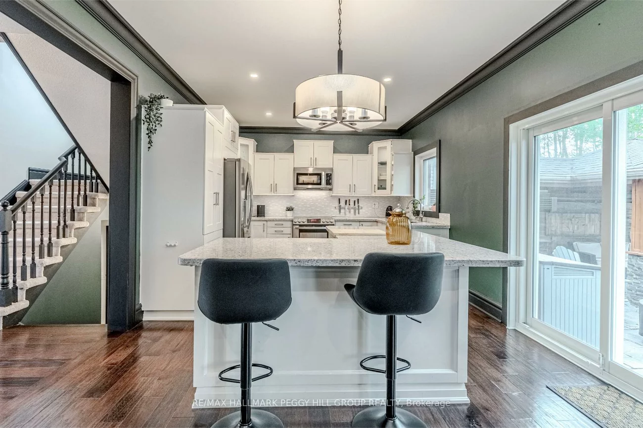 8, Thrushwood, Holly, Barrie