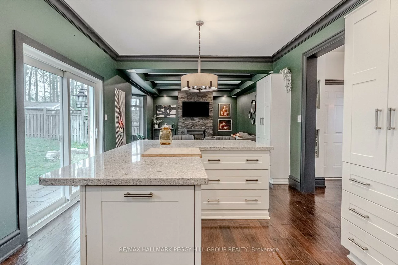8, Thrushwood, Holly, Barrie