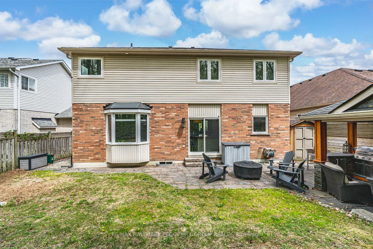 8, Thrushwood, Holly, Barrie