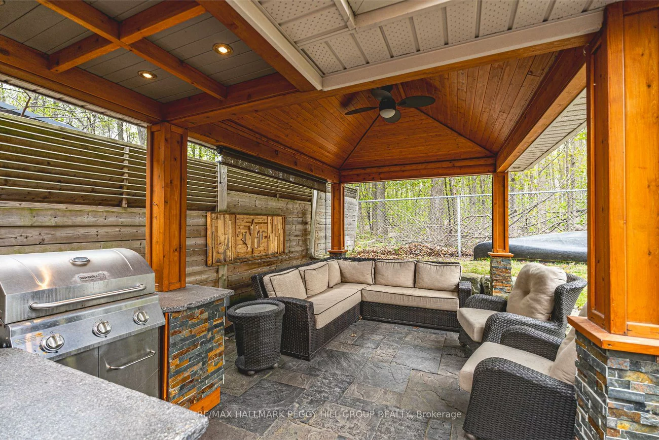 8, Thrushwood, Holly, Barrie