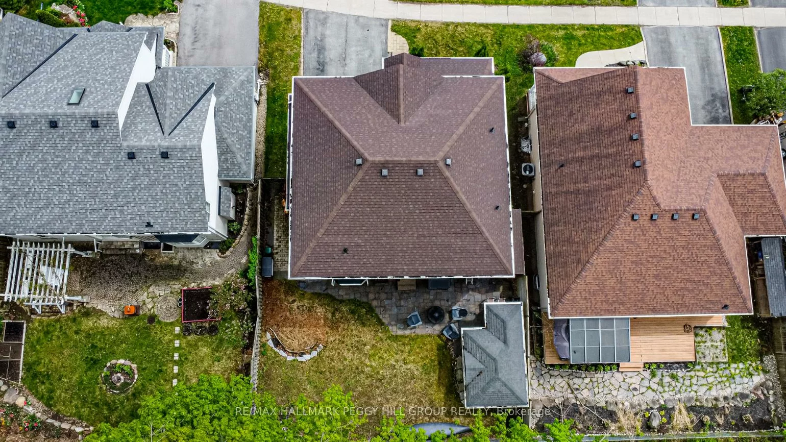 8, Thrushwood, Holly, Barrie
