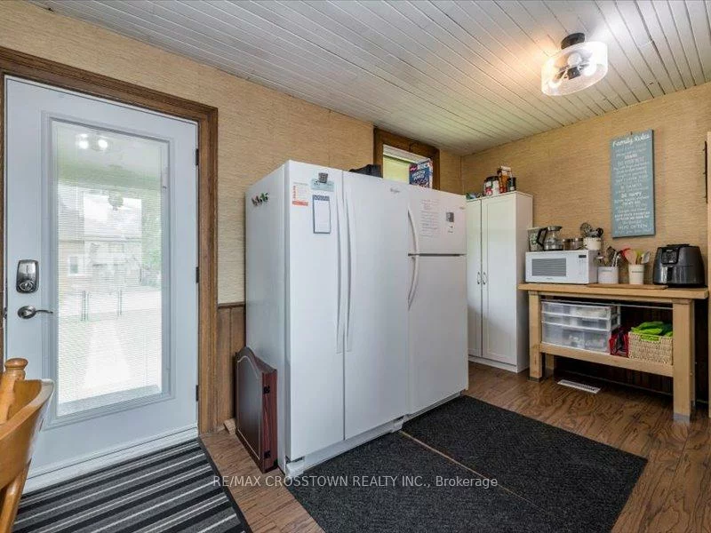 49, Park, Queen's Park, Barrie