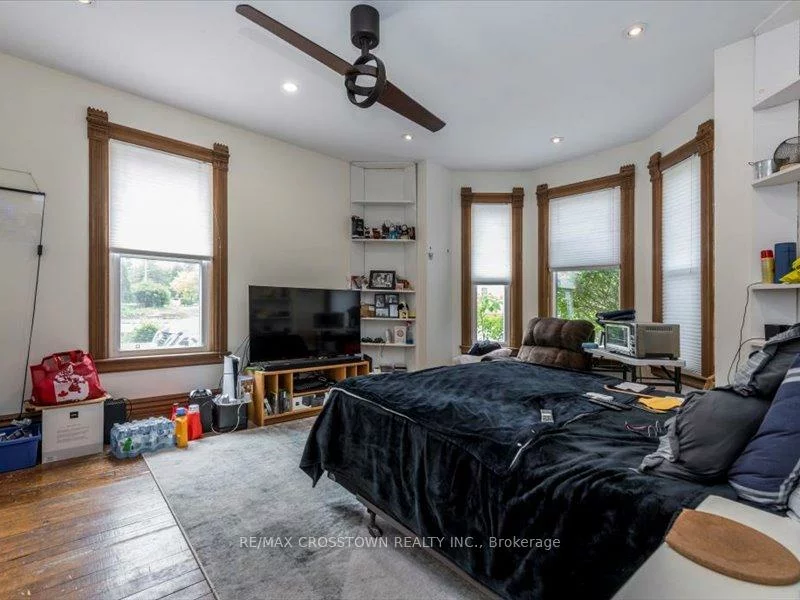 49, Park, Queen's Park, Barrie