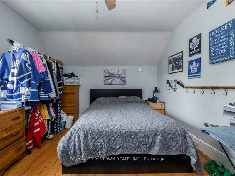 49, Park, Queen's Park, Barrie