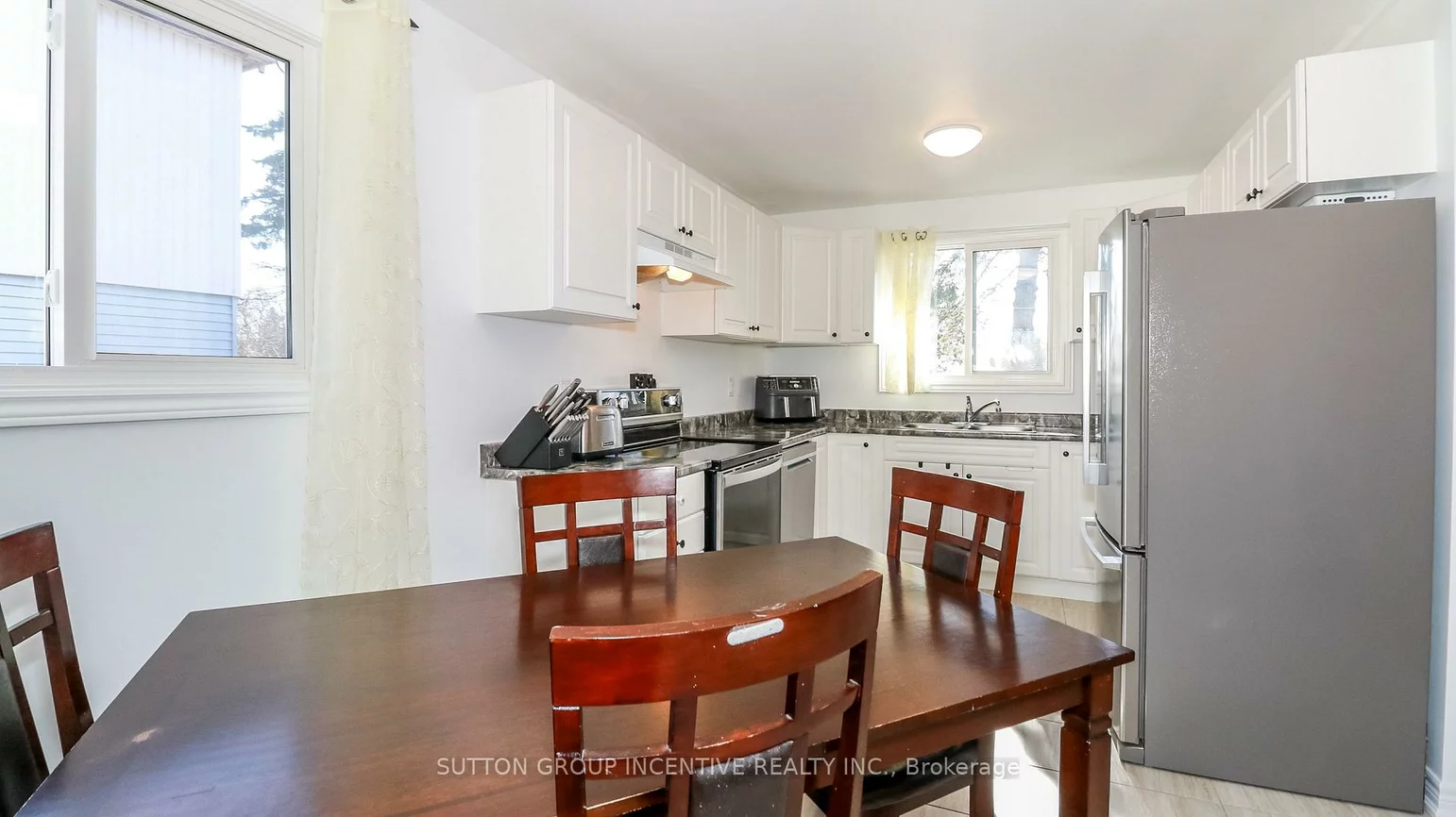 220, Letitia, Letitia Heights, Barrie