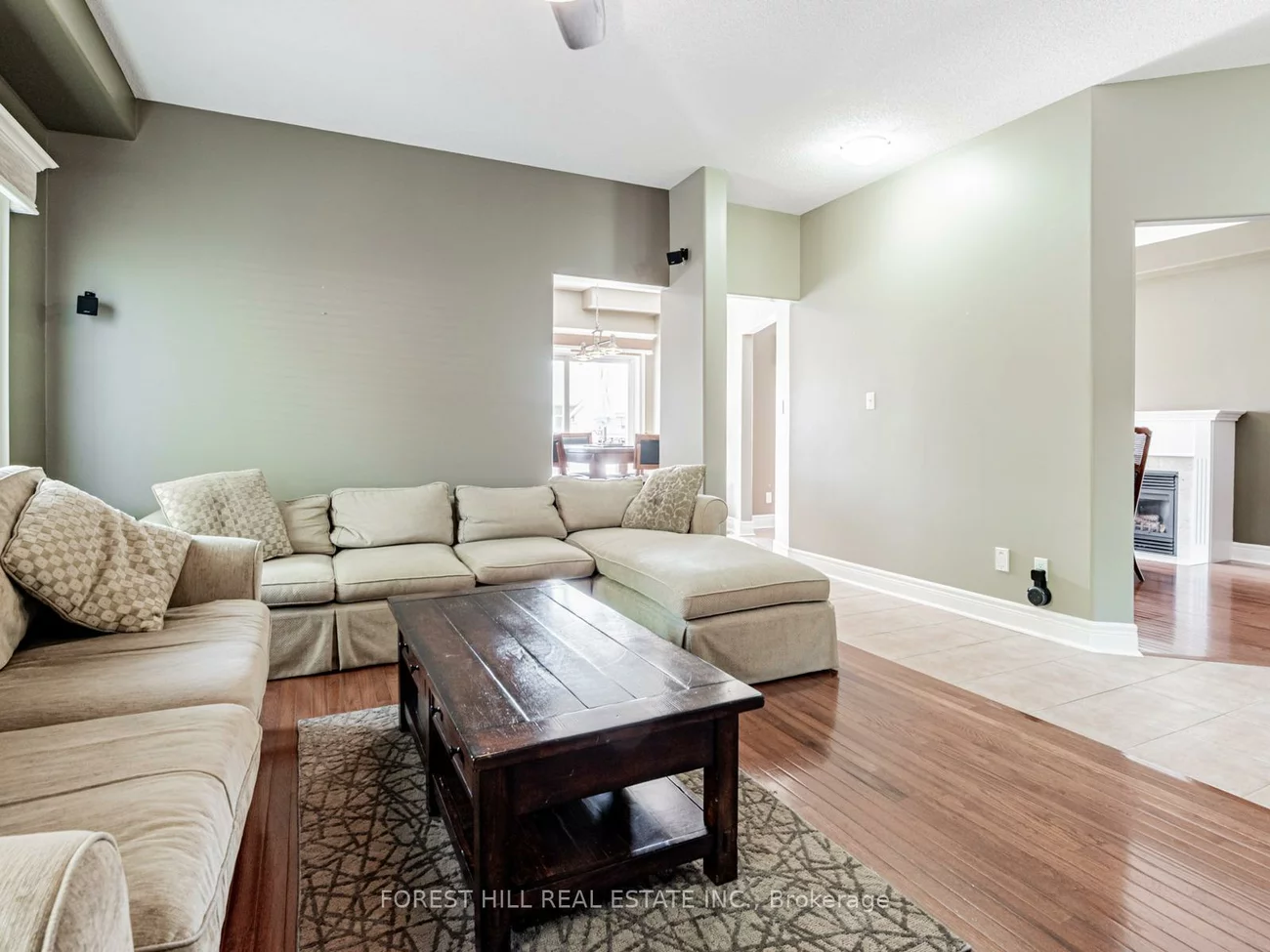 33, CONNAUGHT, Innis-Shore, Barrie