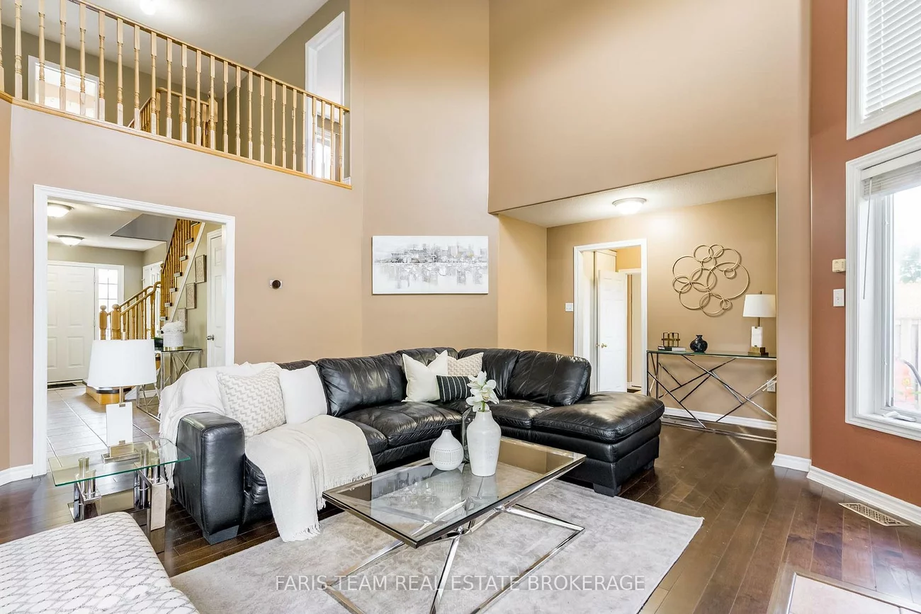27, Capilano, Little Lake, Barrie