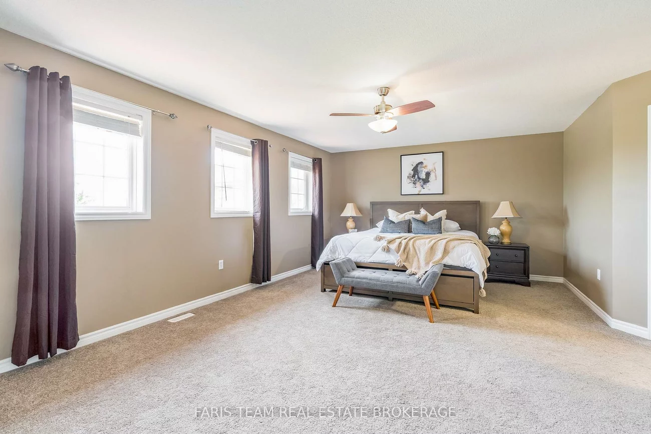 27, Capilano, Little Lake, Barrie