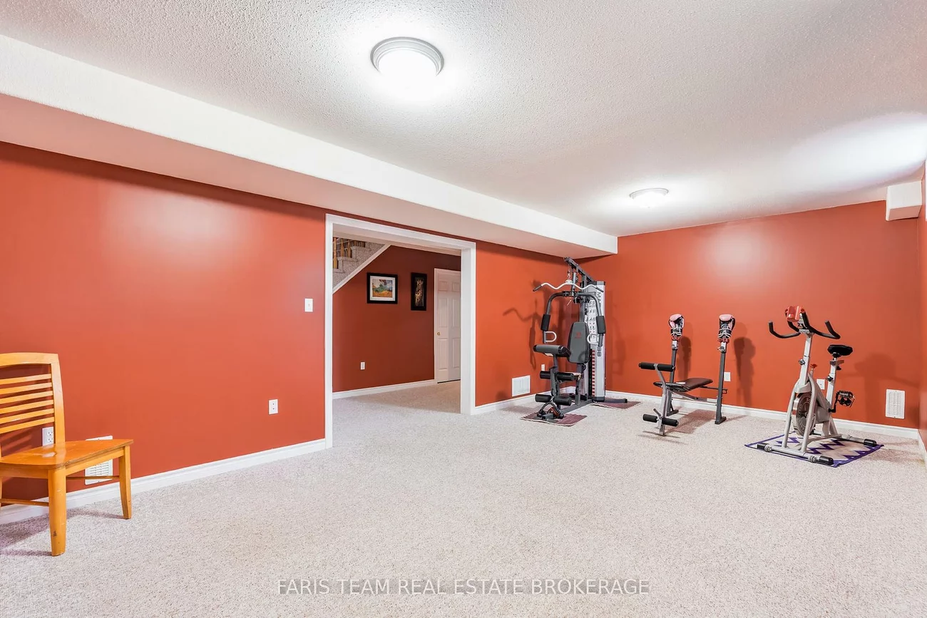 27, Capilano, Little Lake, Barrie