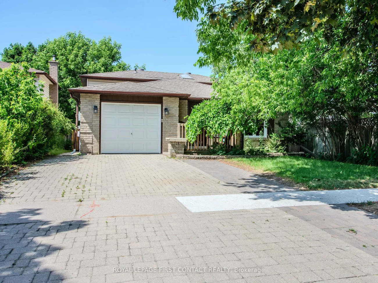 40, Doris, Allandale Heights, Barrie