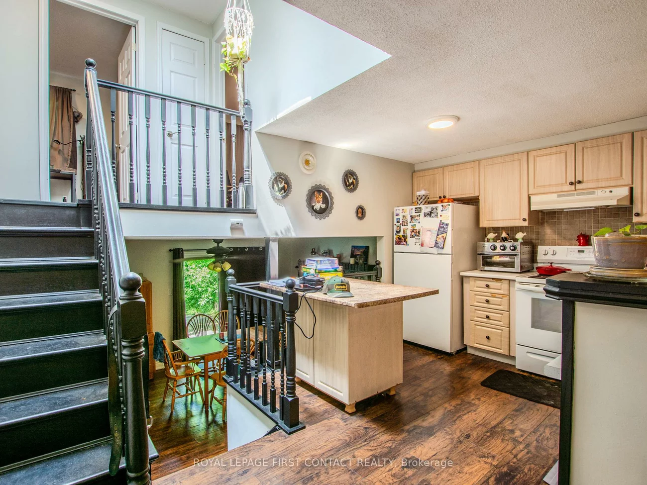 40, Doris, Allandale Heights, Barrie