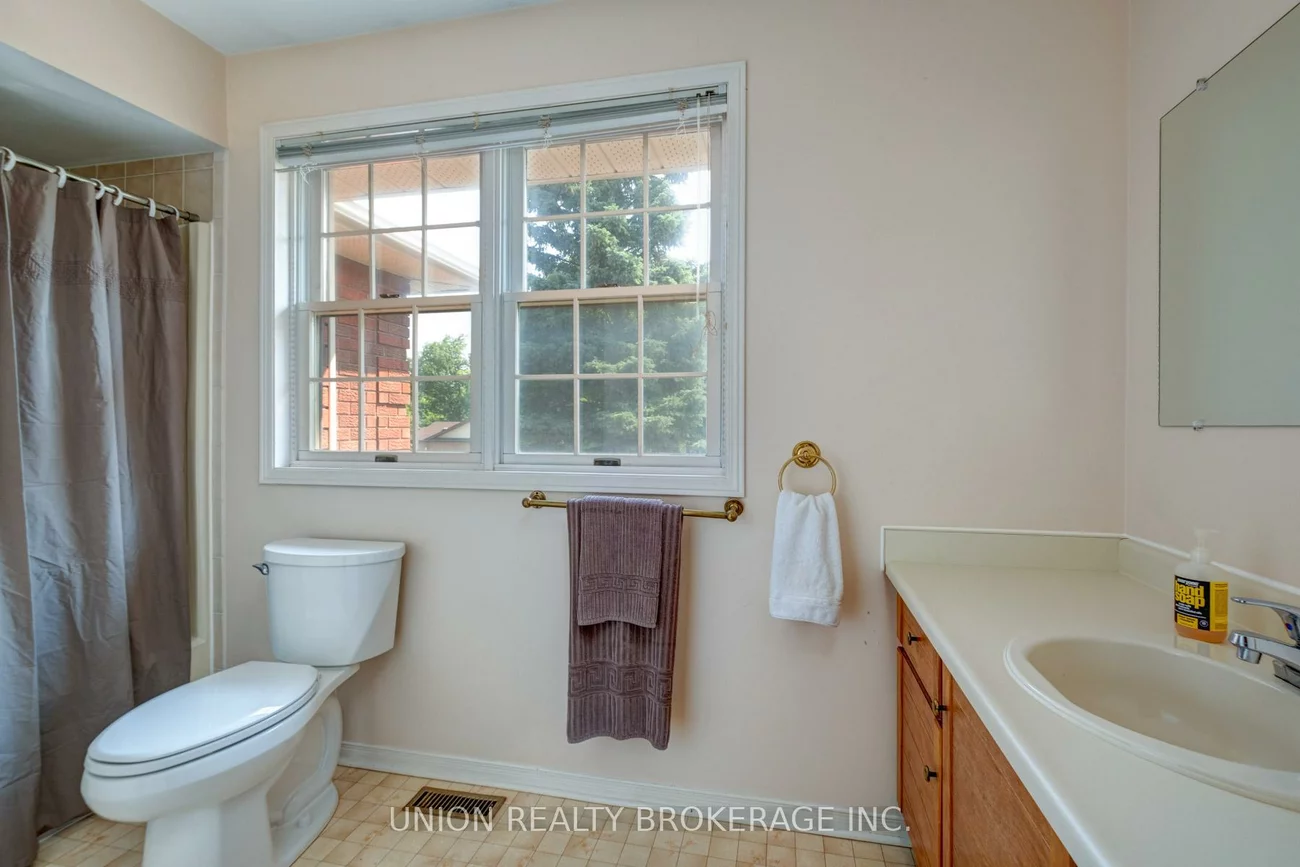 20, Richler, Letitia Heights, Barrie