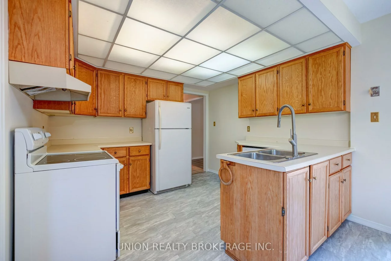 20, Richler, Letitia Heights, Barrie