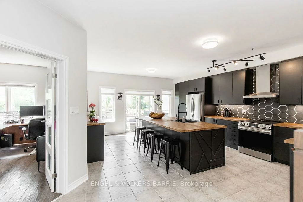 42, Humber, Ardagh, Barrie