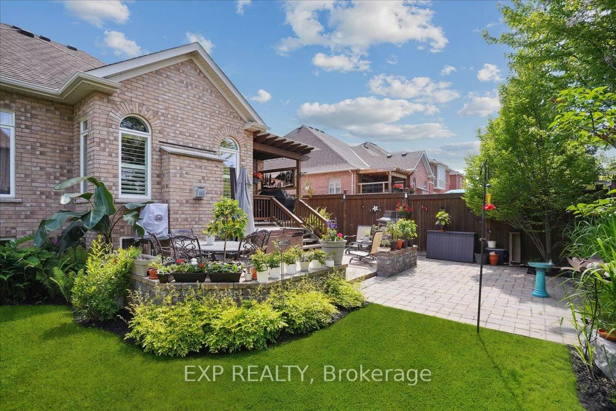 34, Capps, Bayshore, Barrie