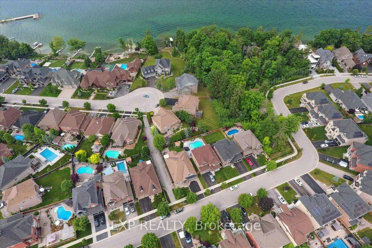34, Capps, Bayshore, Barrie