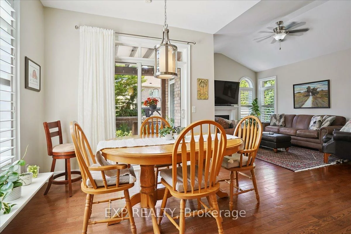 34, Capps, Bayshore, Barrie