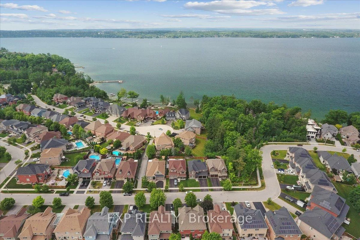 34, Capps, Bayshore, Barrie