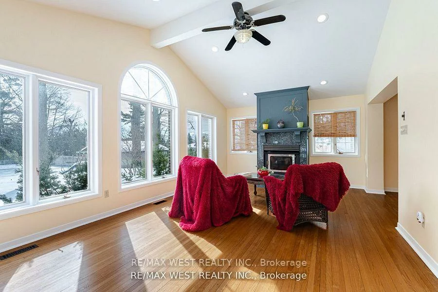 105, Shirley, Sunnidale, Barrie