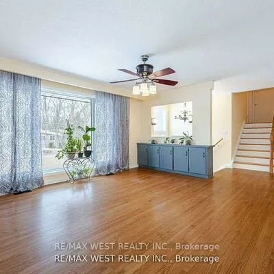 105, Shirley, Sunnidale, Barrie
