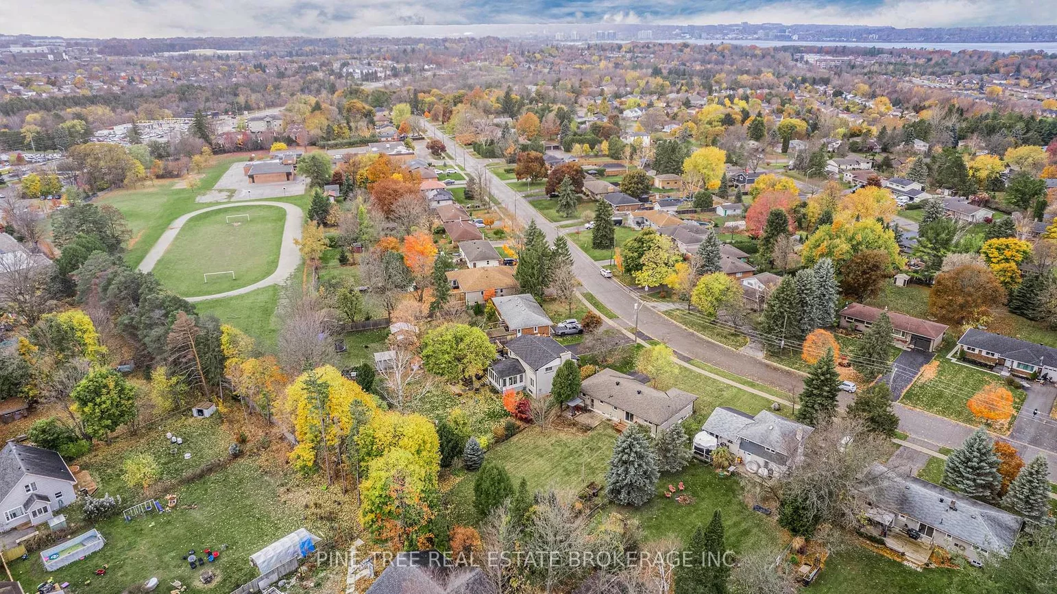 239, Warnica, Painswick North, Barrie