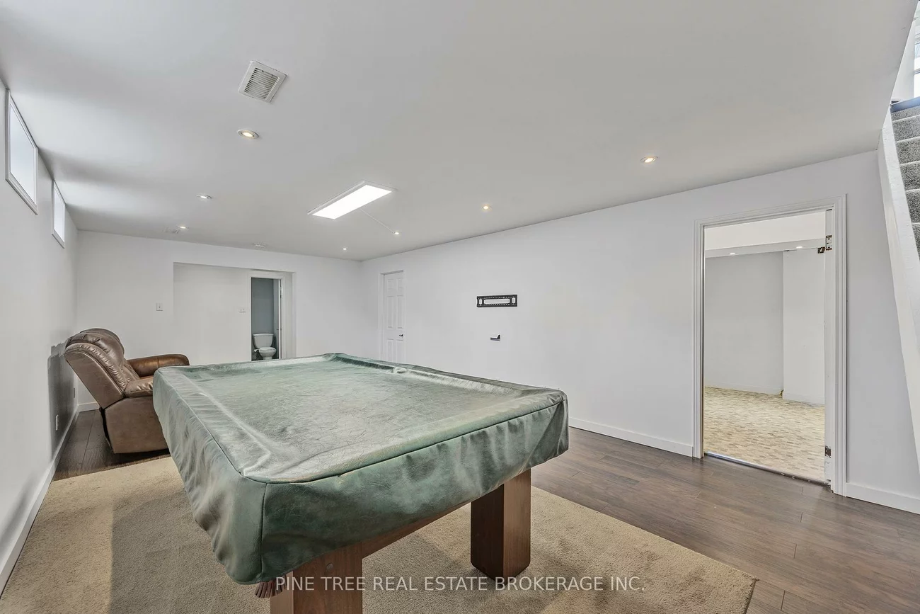 239, Warnica, Painswick North, Barrie