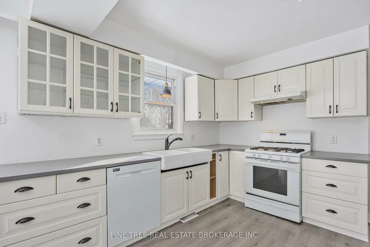 239, Warnica, Painswick North, Barrie