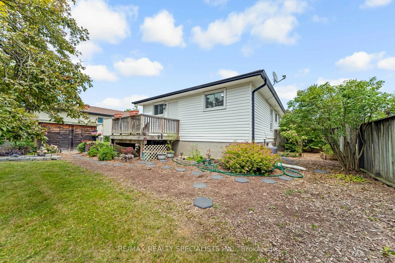 65, Bronte, Letitia Heights, Barrie