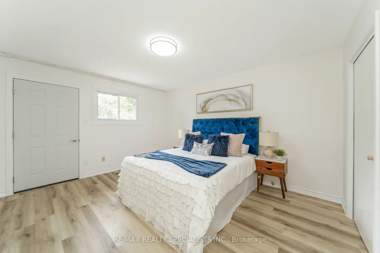 65, Bronte, Letitia Heights, Barrie