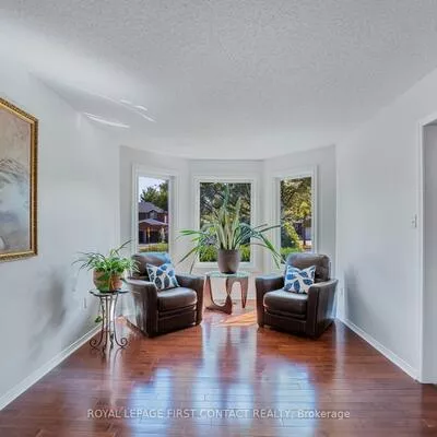 298, Livingstone, Northwest, Barrie