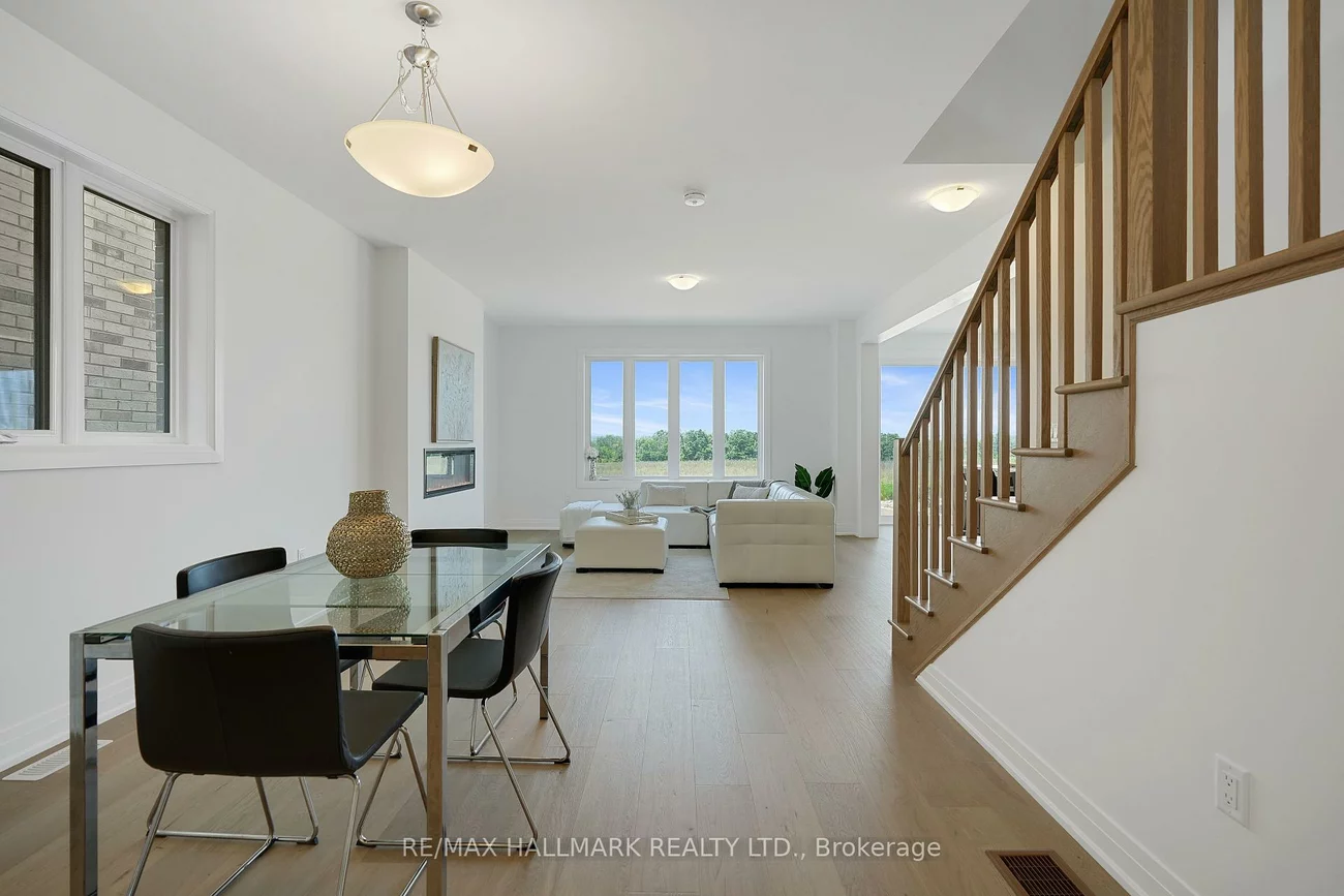 24, Yorkshire, Rural Barrie Southeast, Barrie