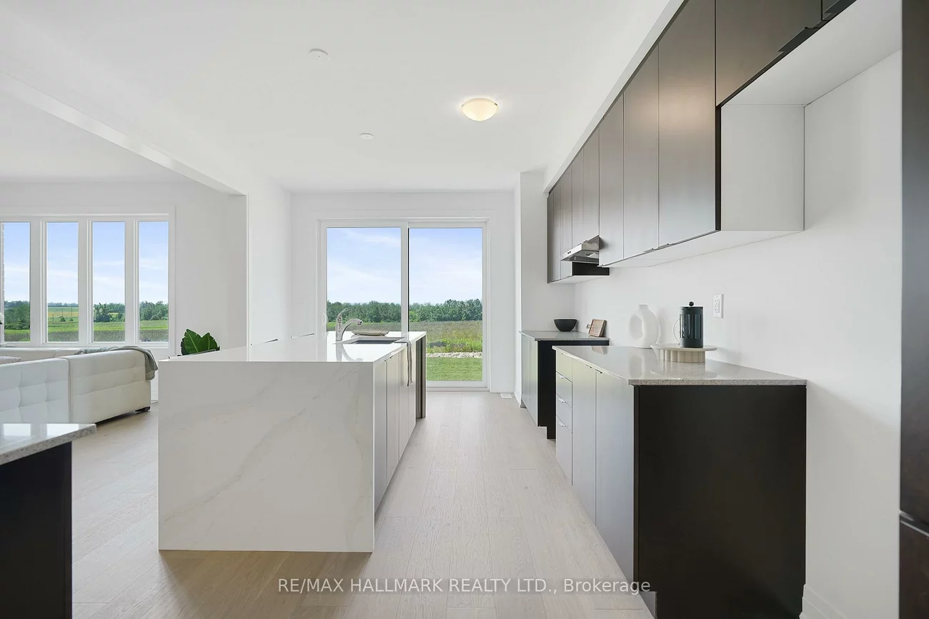 24, Yorkshire, Rural Barrie Southeast, Barrie