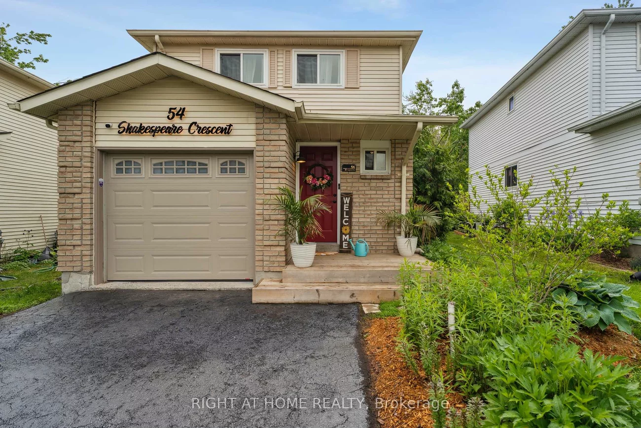 54, Shakespeare, Letitia Heights, Barrie