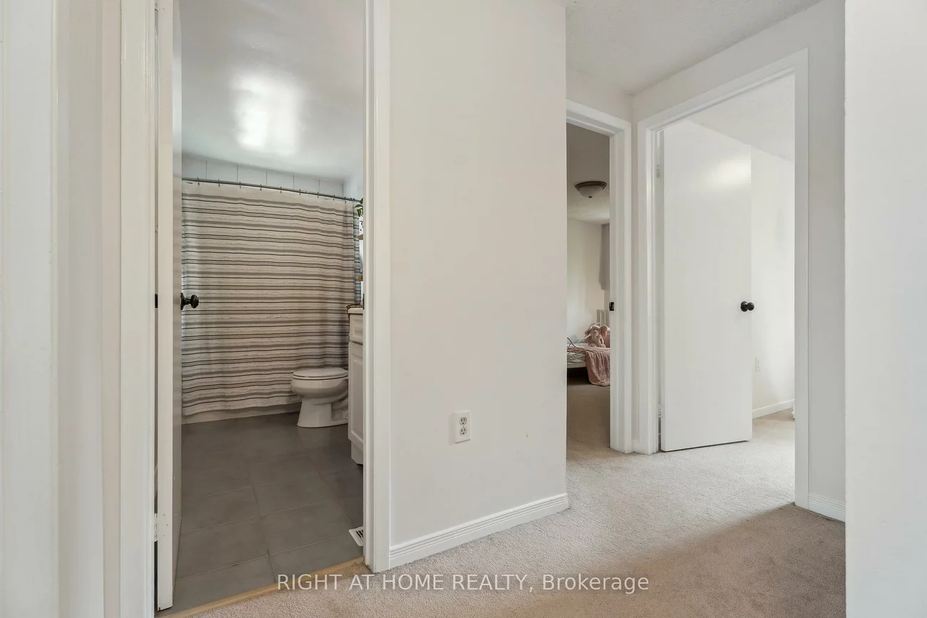 54, Shakespeare, Letitia Heights, Barrie