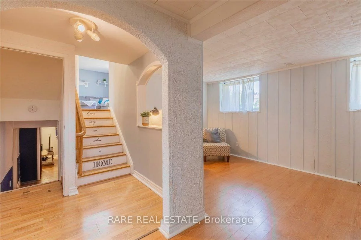 277, Pine, Bayshore, Barrie