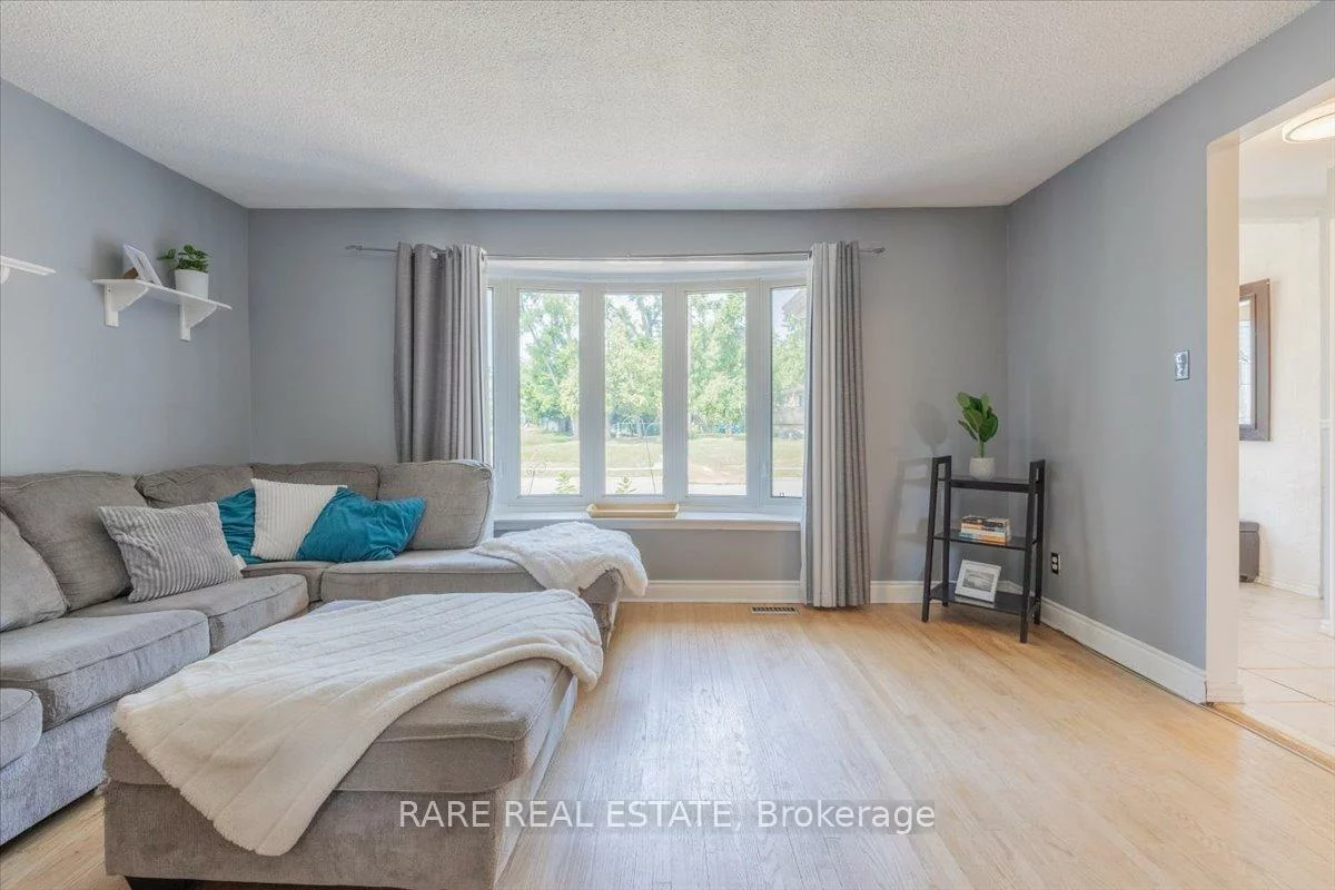 277, Pine, Bayshore, Barrie