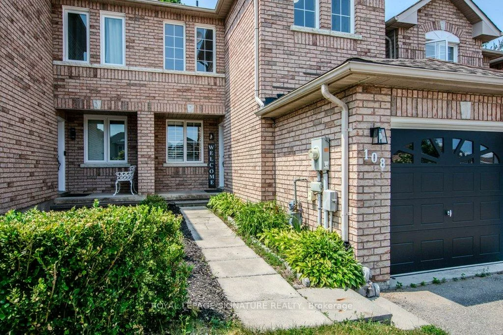 108, Hawthorne, Ardagh, Barrie