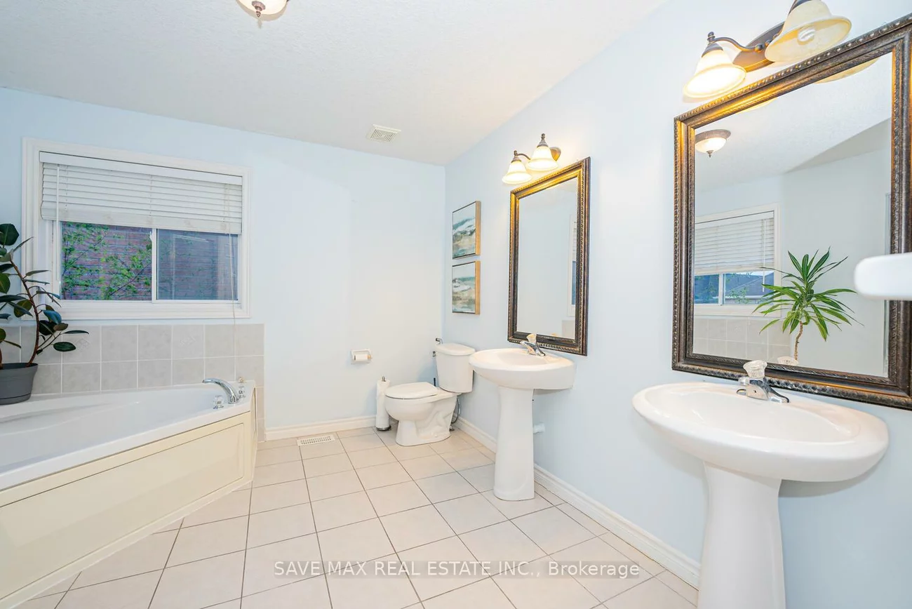 77, Sovereign's, Innis-Shore, Barrie