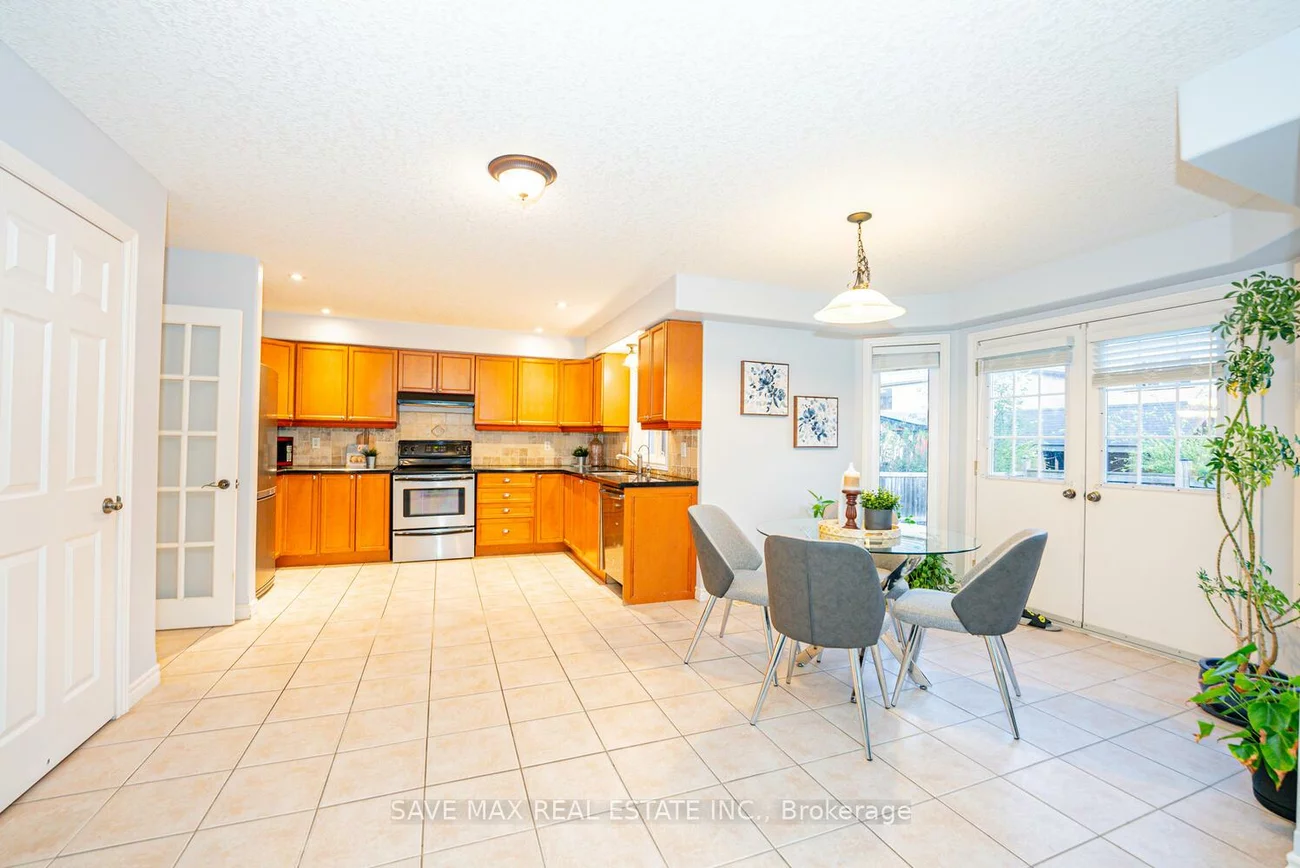 77, Sovereign's, Innis-Shore, Barrie