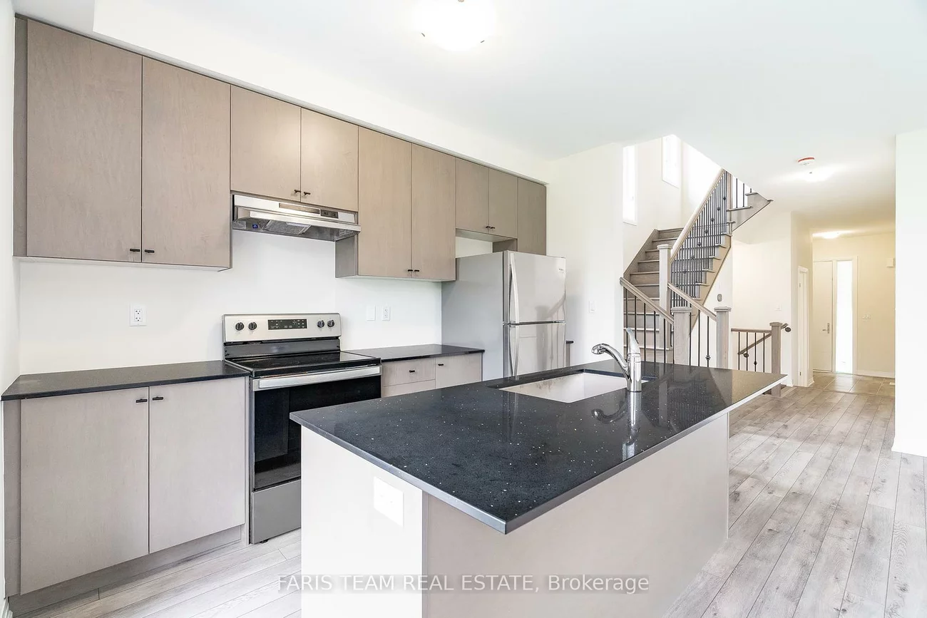 28, Bluebird, Painswick South, Barrie