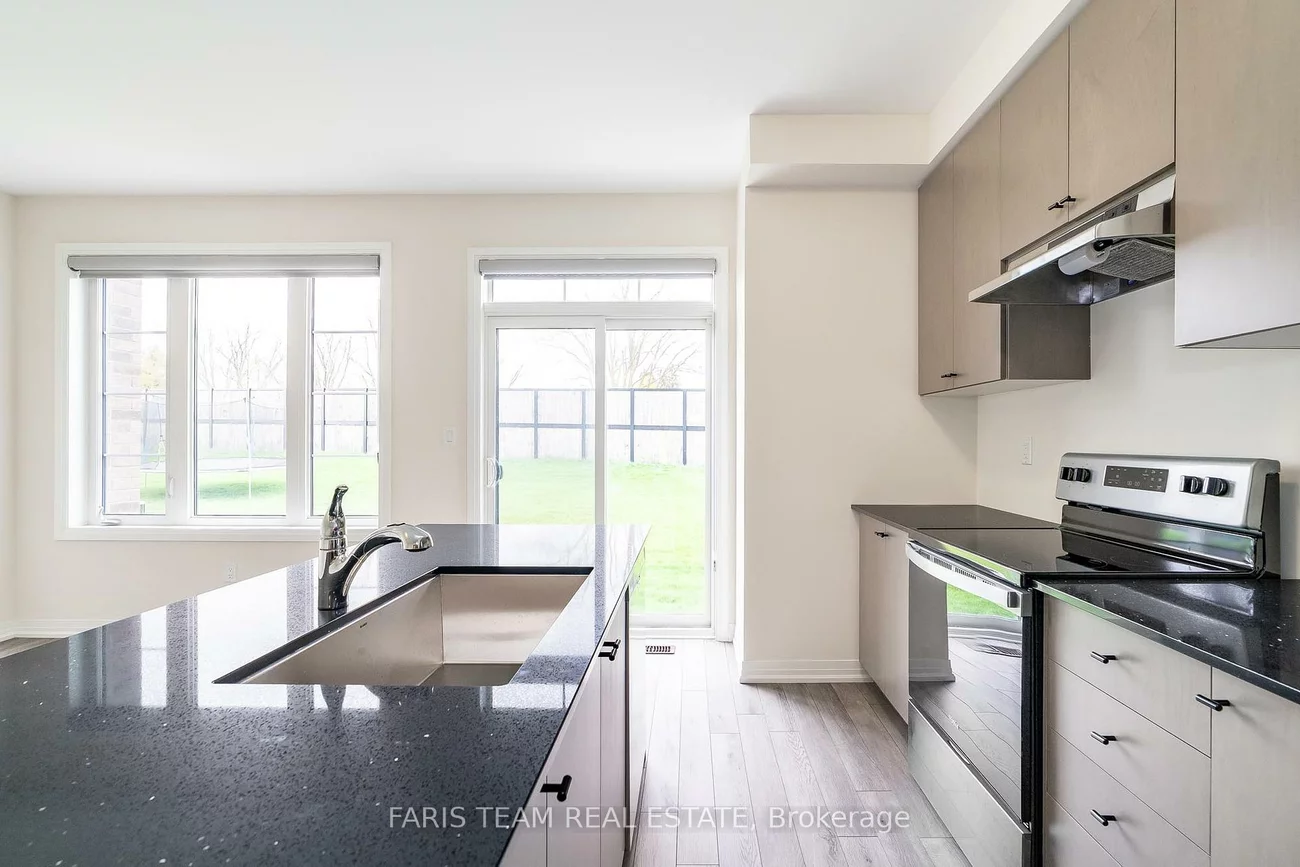 28, Bluebird, Painswick South, Barrie