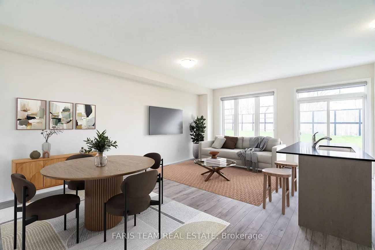 28, Bluebird, Painswick South, Barrie