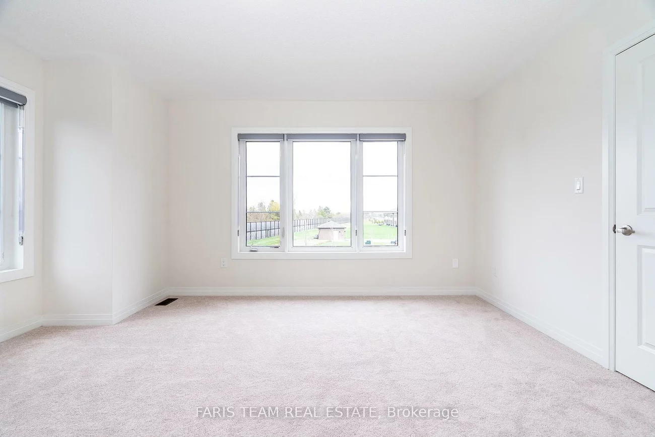 28, Bluebird, Painswick South, Barrie