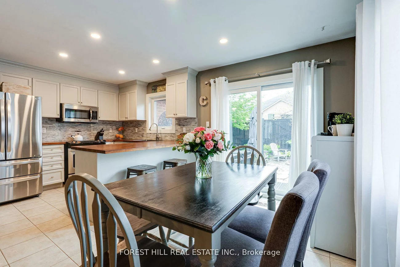 44, Prince Of Wales, Innis-Shore, Barrie