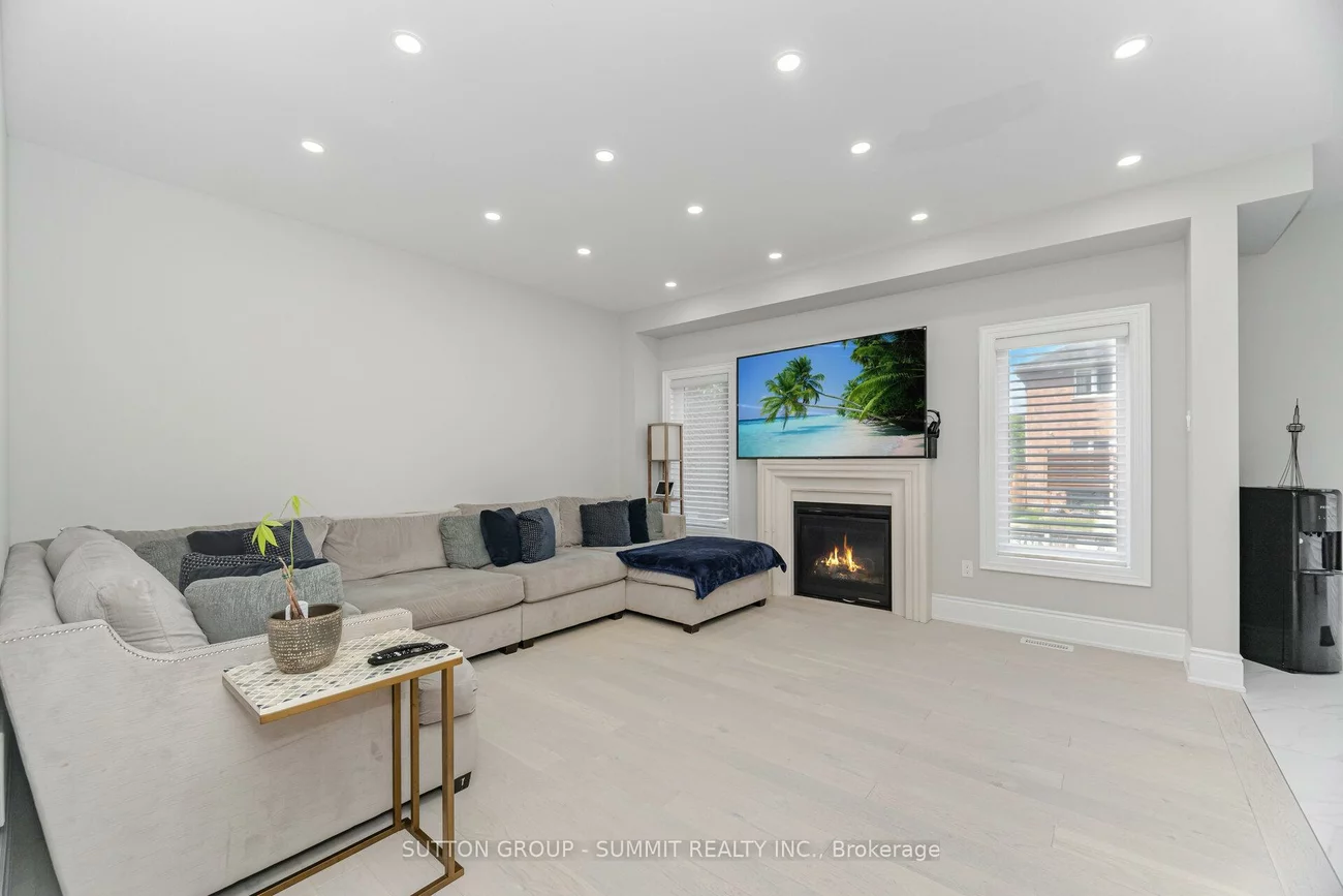 16, Westminster, Innis-Shore, Barrie