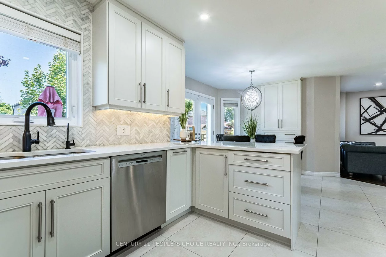 414, Cundles, Northwest, Barrie