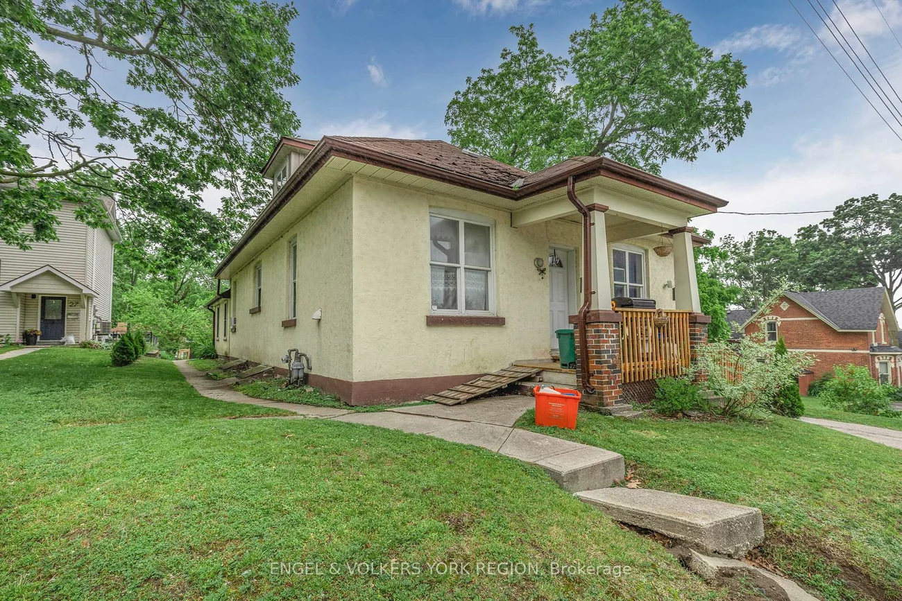 23, Lount, Wellington, Barrie