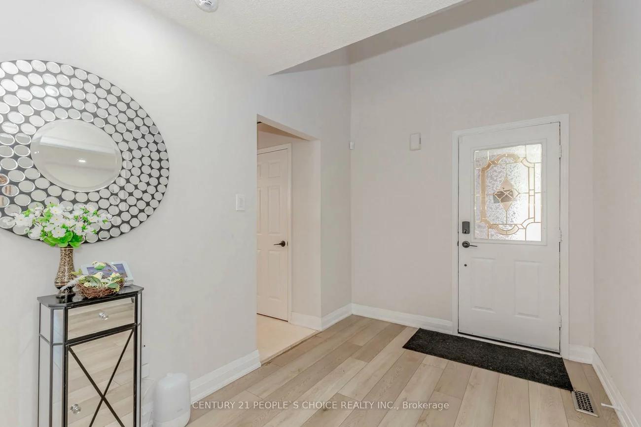 47, Blair, Grove East, Barrie