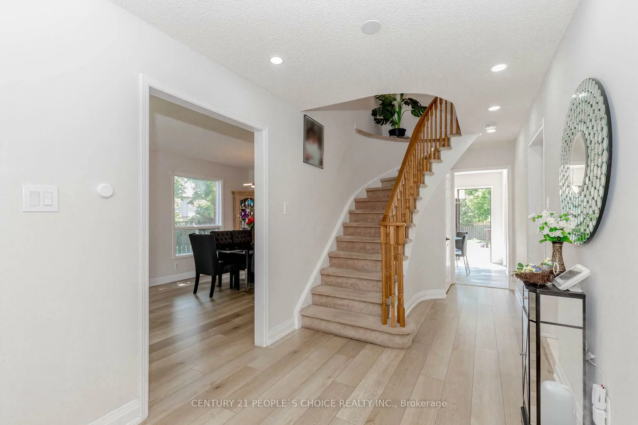 47, Blair, Grove East, Barrie